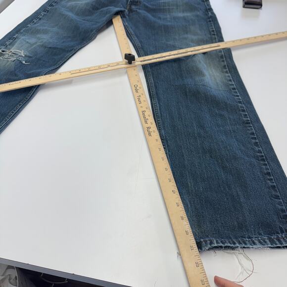 Levis Jeans Mens 38 x 31 Blue 505 Denim Straight Leg Distressed Cotton - Picture 7 of 7